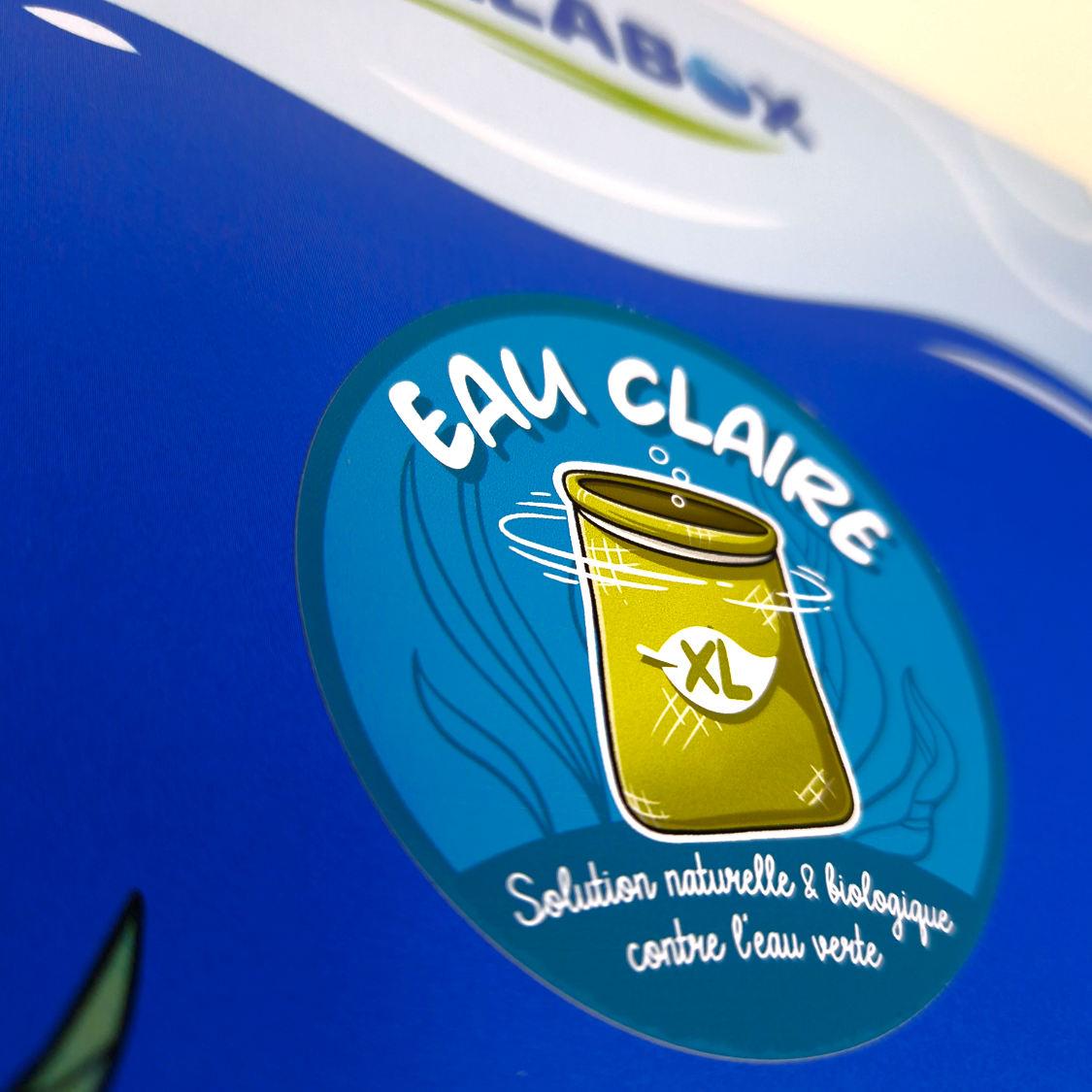 Ce coffret, ici en version XL pour grand aquarium ou bassin, est une solution unique et exclusive qui met à profit les cycles naturels.