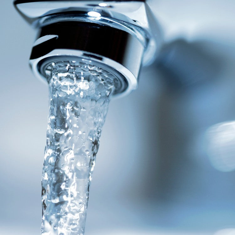 Peut-on utiliser l’eau du robinet en aquarium ?